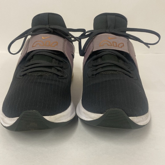 Womens Nike Air Max Bella TR.  Smoke dark gray and metallic copper.Size 7.5 - Picture 5 of 8